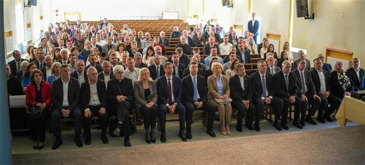 Dodijeljen Ugovor u sklopu Programa prekogranične suradnje RH-BIH 2025. za projekt "Danas opremamo i gradimo, sutra radimo" — slika 3